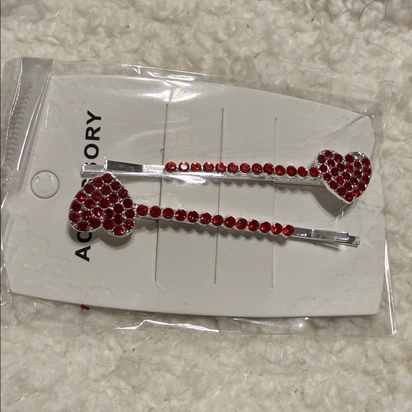 Heart Rhinestone Hair Clips Set - Picture 7 of 15